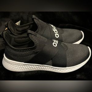 Adidas Cloud Foam Sneakers NWT